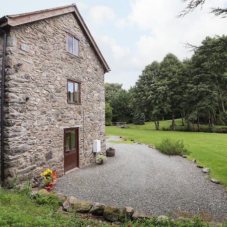 Yr Hen Felin Villa Oswestry Exterior photo