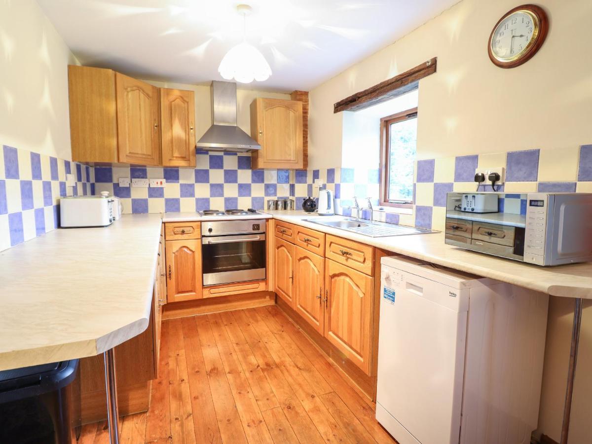 Yr Hen Felin Villa Oswestry Exterior photo